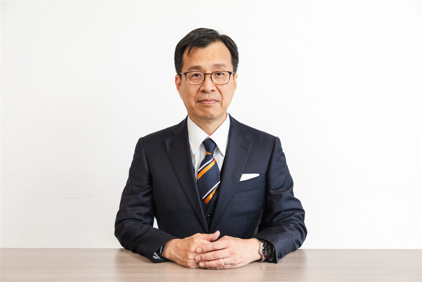 代表 菅原洋一